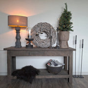 Old farm Sidetable Aura Peeperkorn