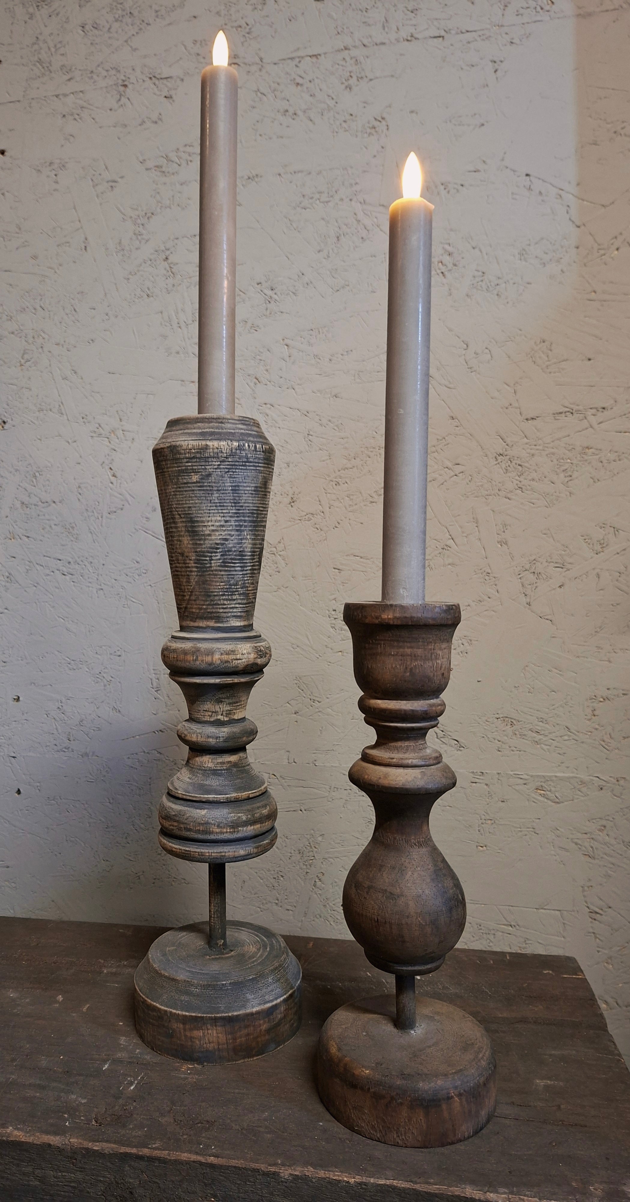 Houten Kandelaar voor dinerkaars