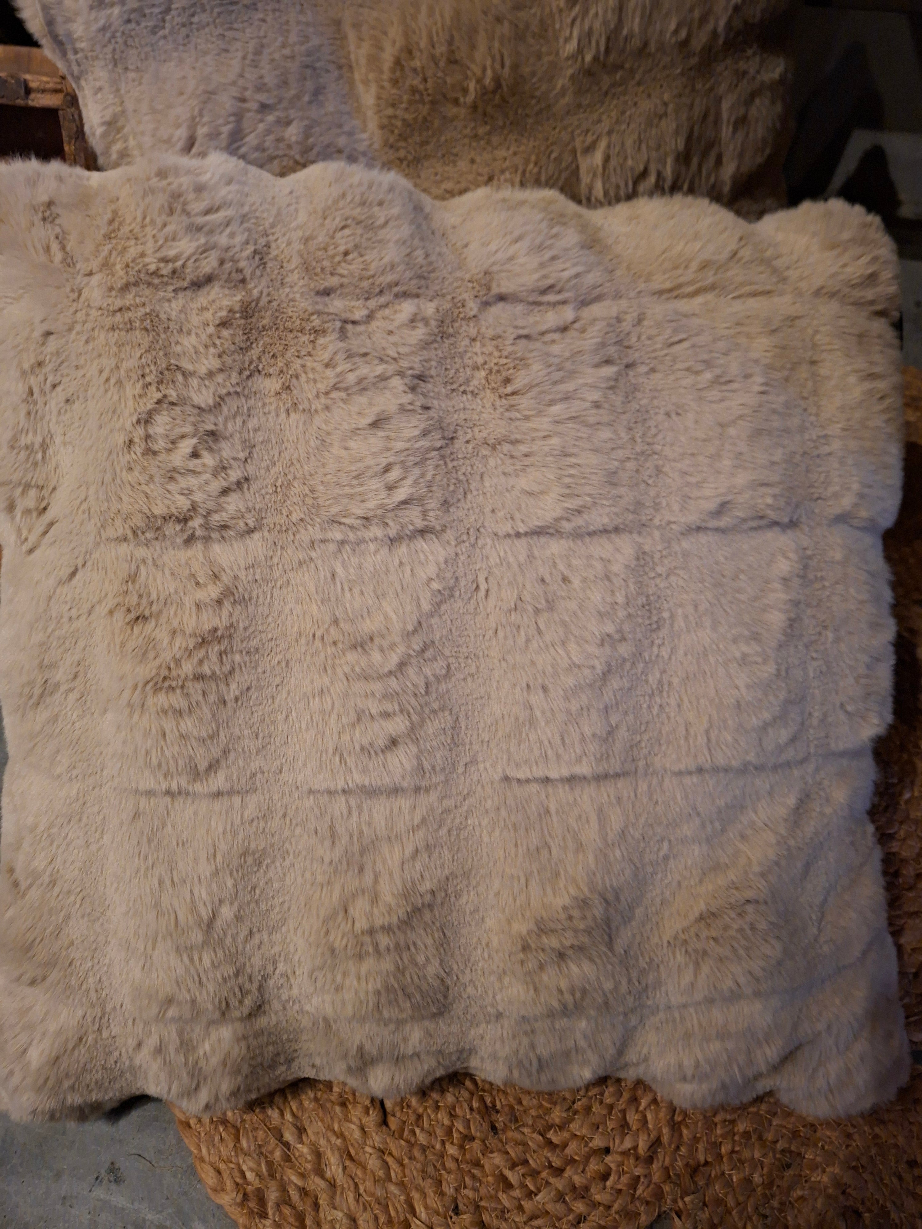 Beige kussen