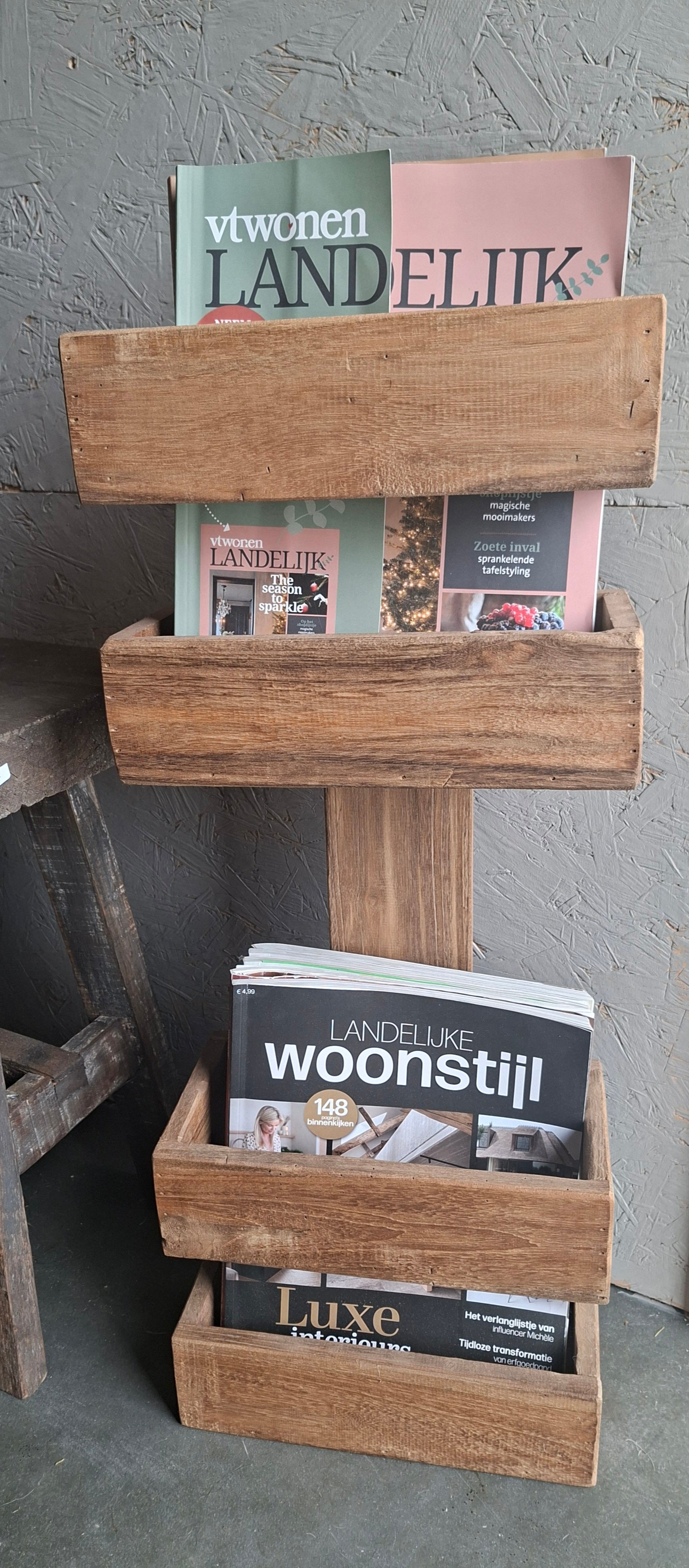 Houten lectuurbak