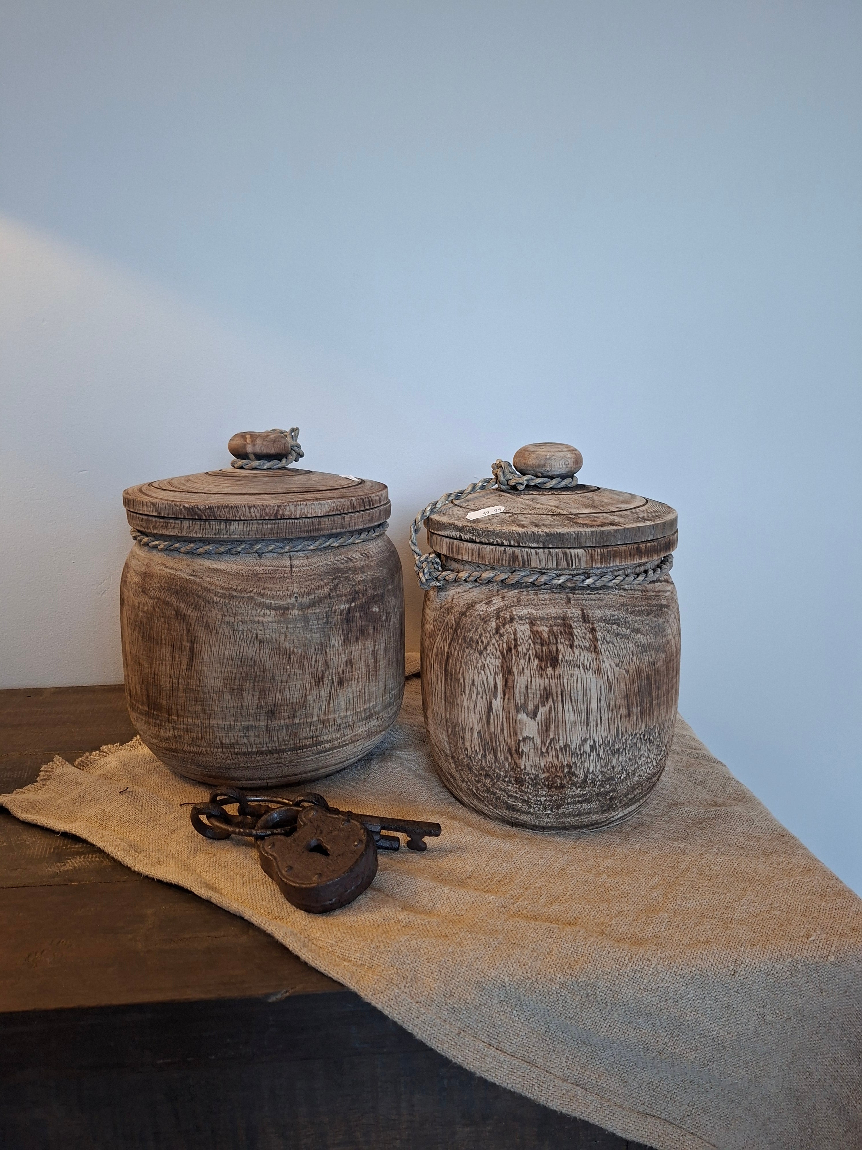 Houten pot met deksel