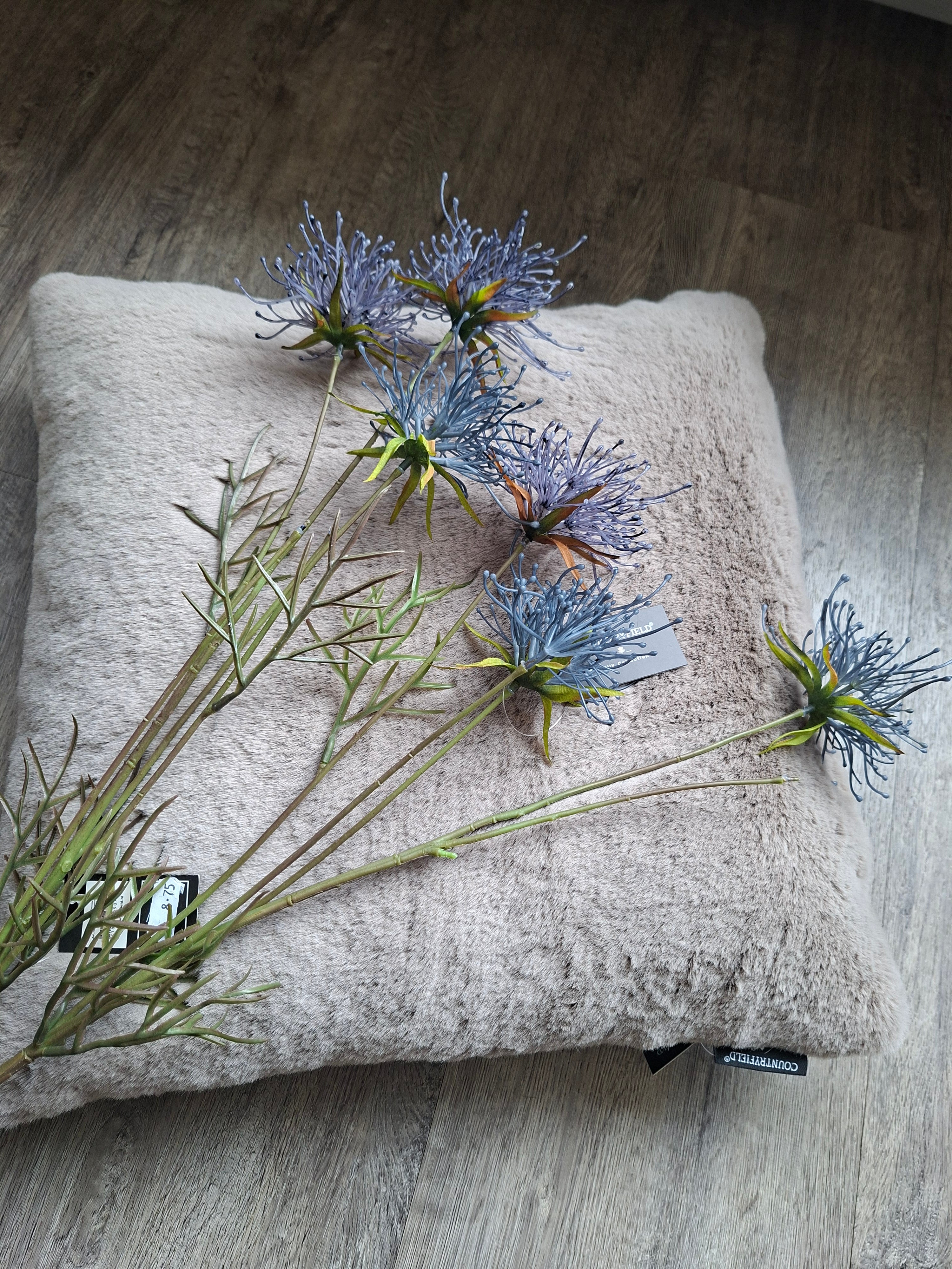Zijdebloem paars/blauwe tak