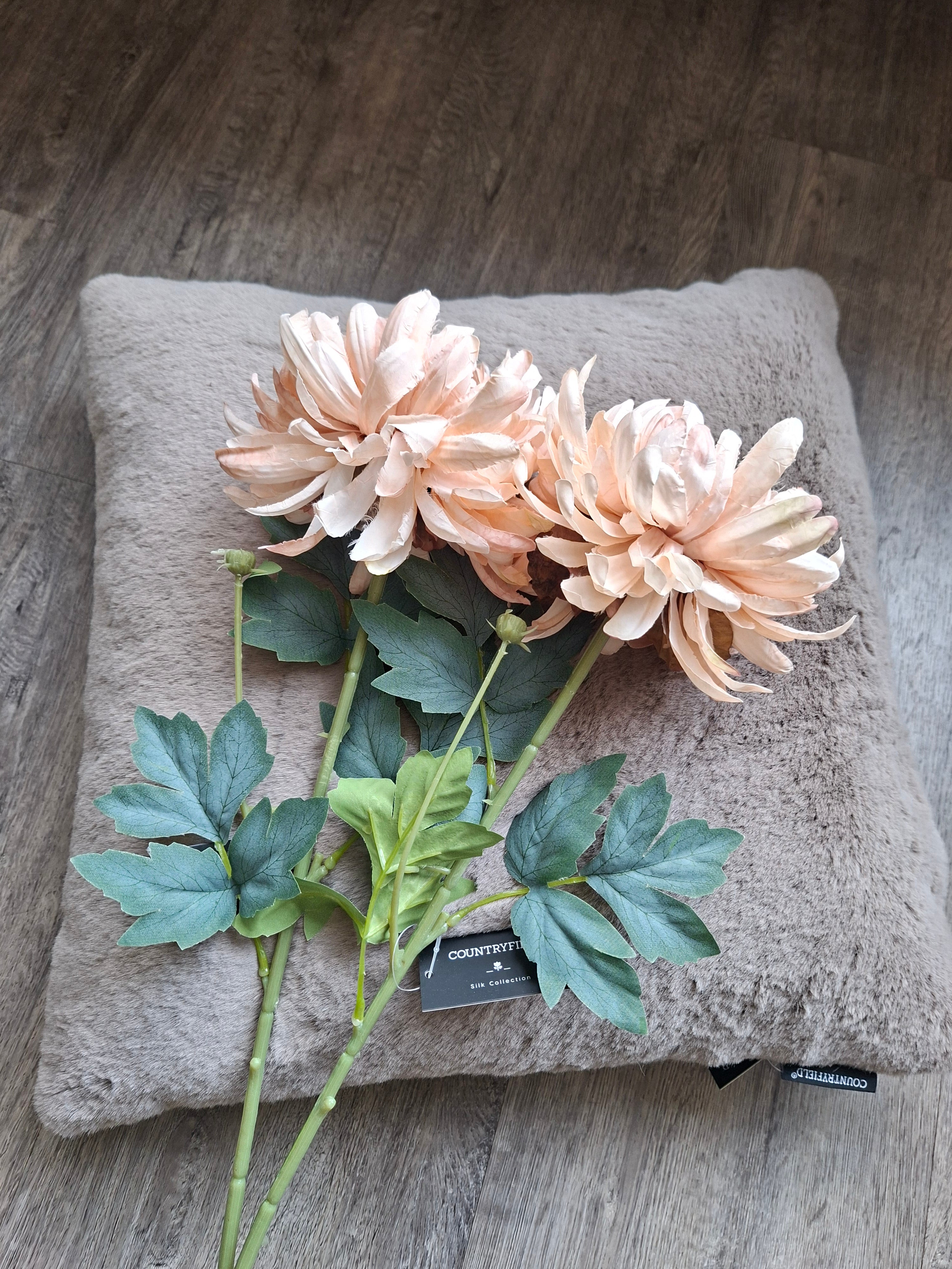 Zijdebloem oud roze/oranje bloem