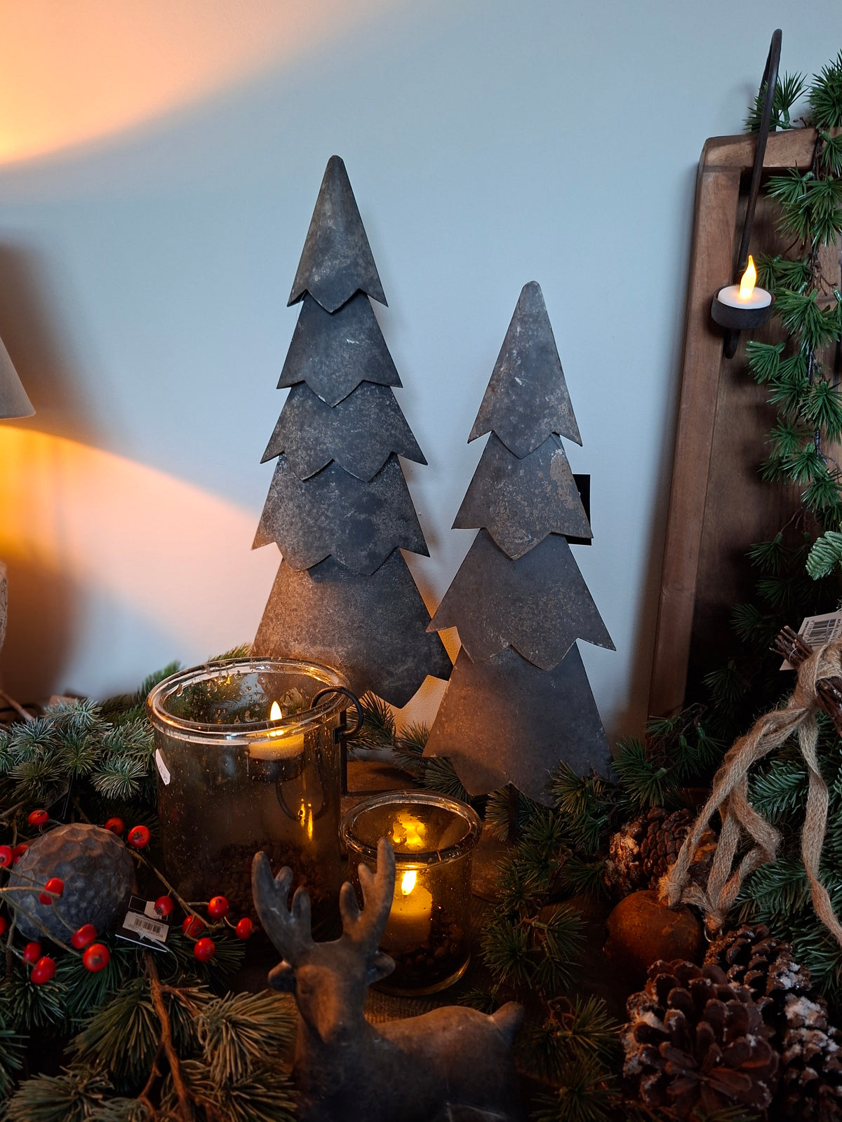Grijs metalen kerstboom