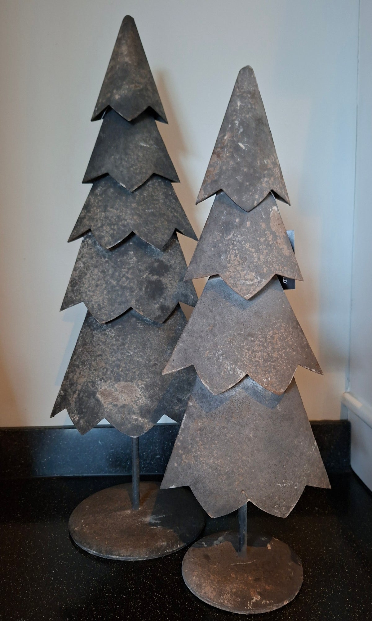 Grijs metalen kerstboom