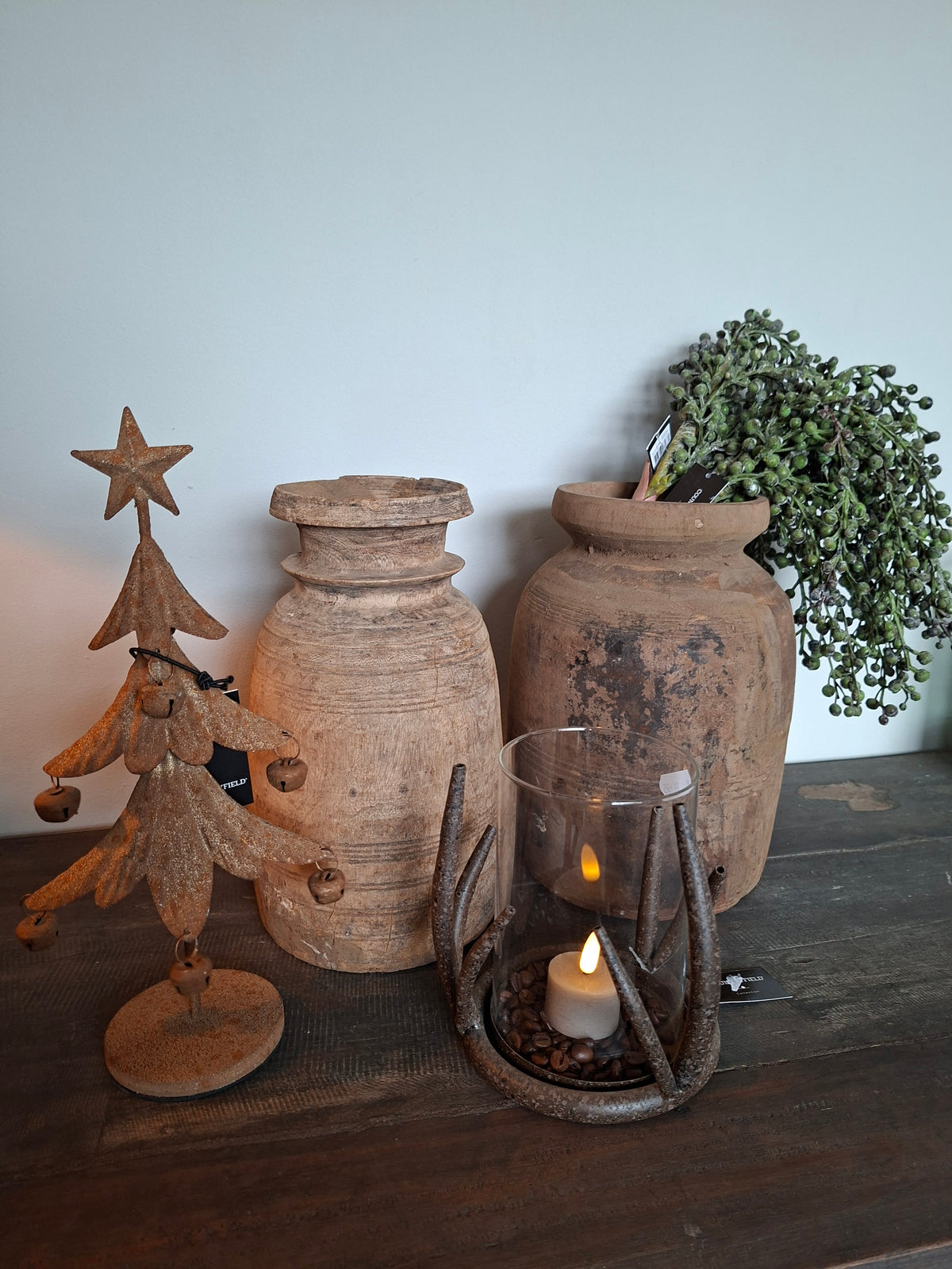 Roest kerstboom met bellen